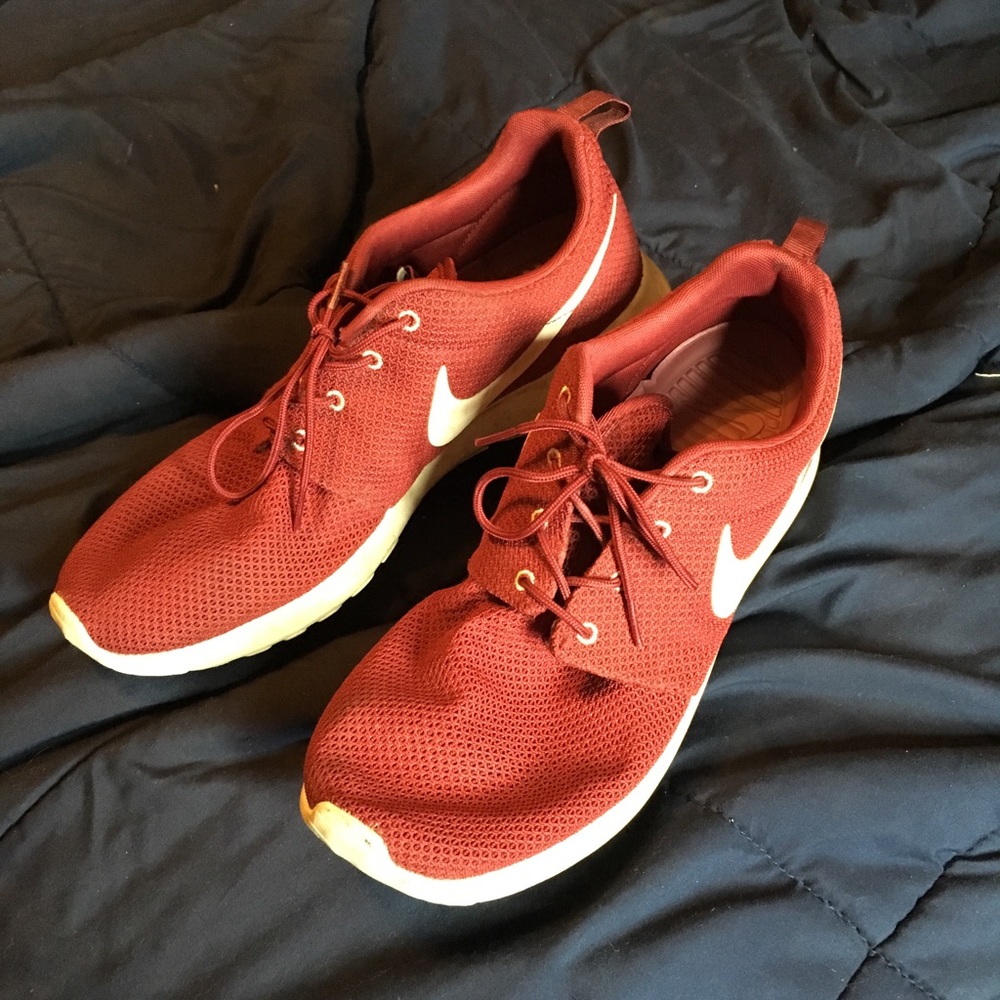 Men’s Nike Roshe Run Sneaker